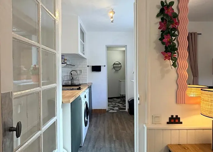 T2 Chartreuse Terrasse - Busca - Centre Apartment *